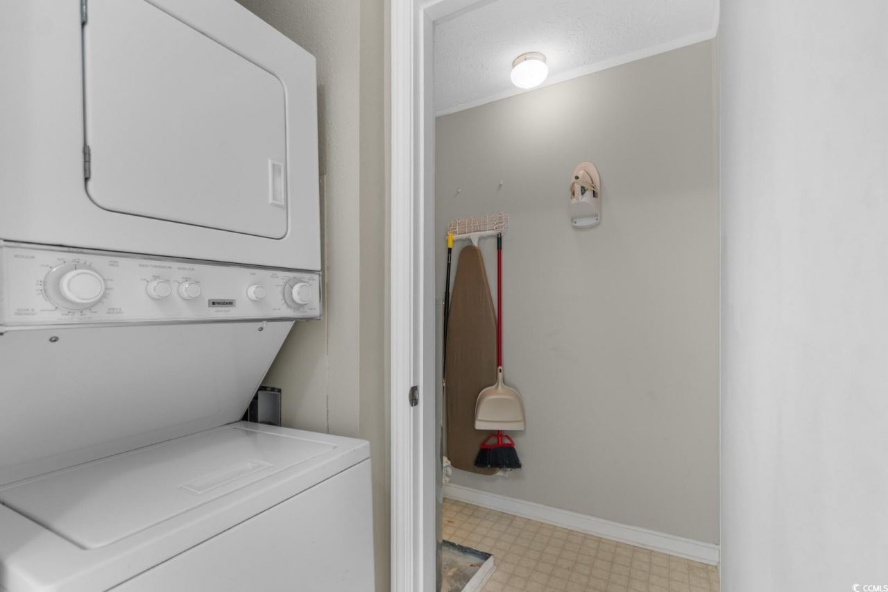 1011 S Ocean Blvd. Photo 21