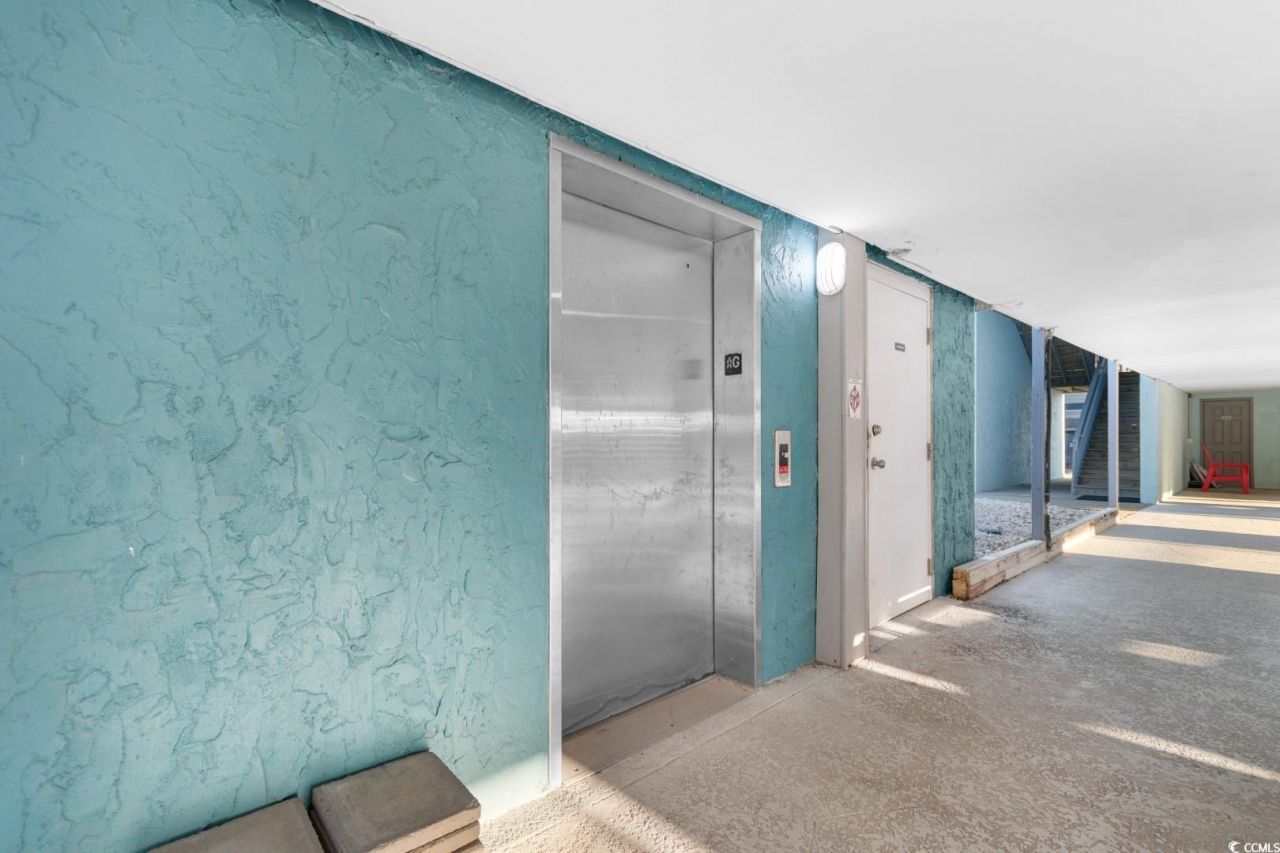 1011 S Ocean Blvd. Photo 36