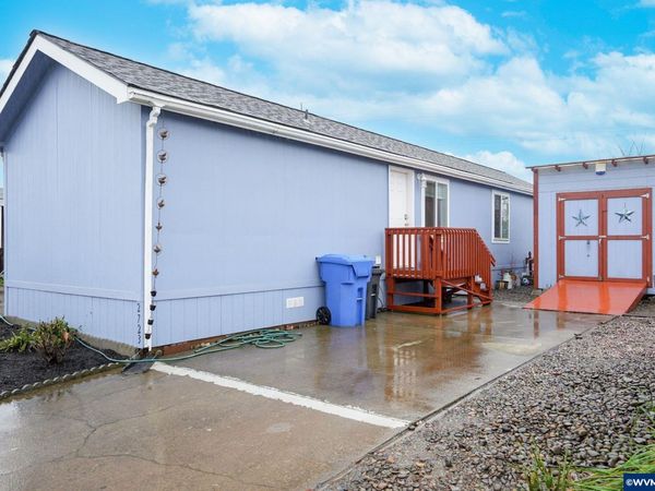 2723 Oakland Lp SE, Salem, OR 97317