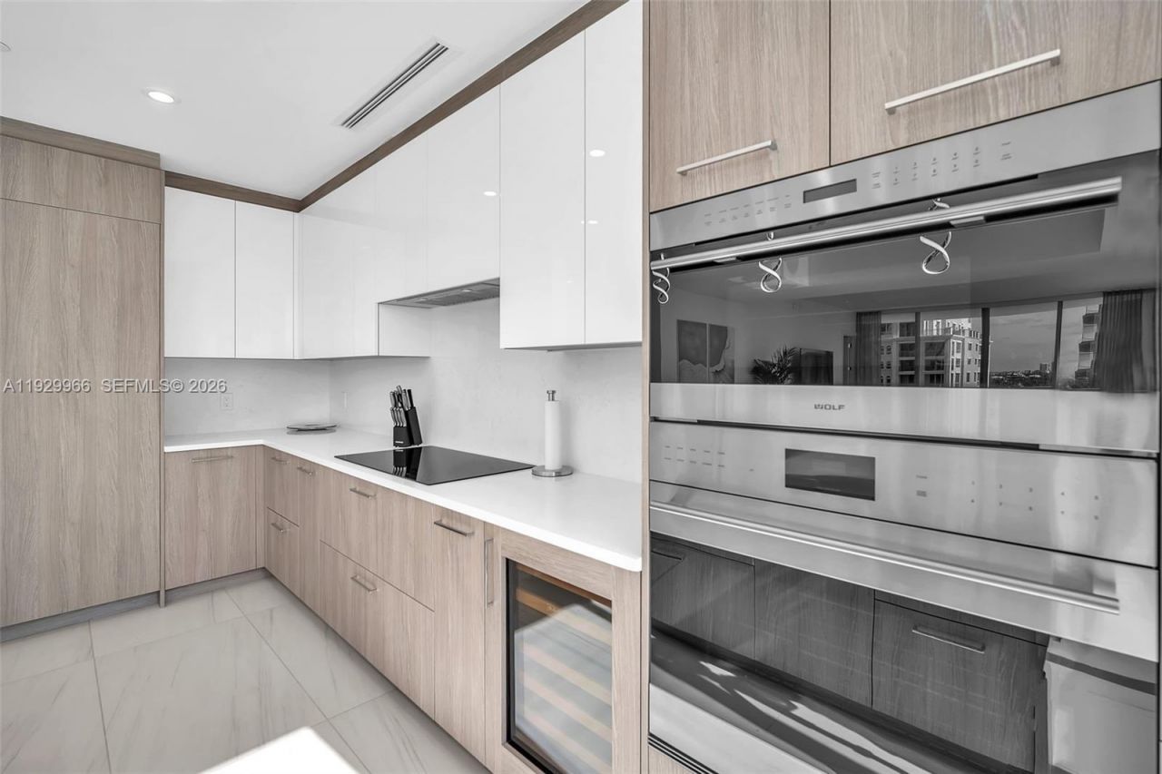 151 N Seabreeze Blvd, Unit 702, Fort Lauderdale, FL 33304 Photo