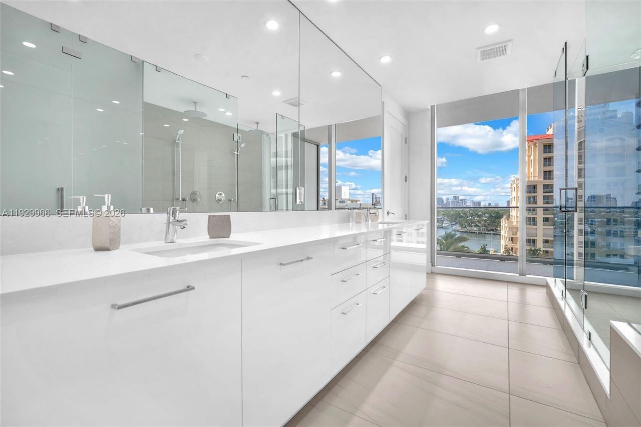 151 N Seabreeze Blvd, Unit 702, Fort Lauderdale, FL 33304 Photo