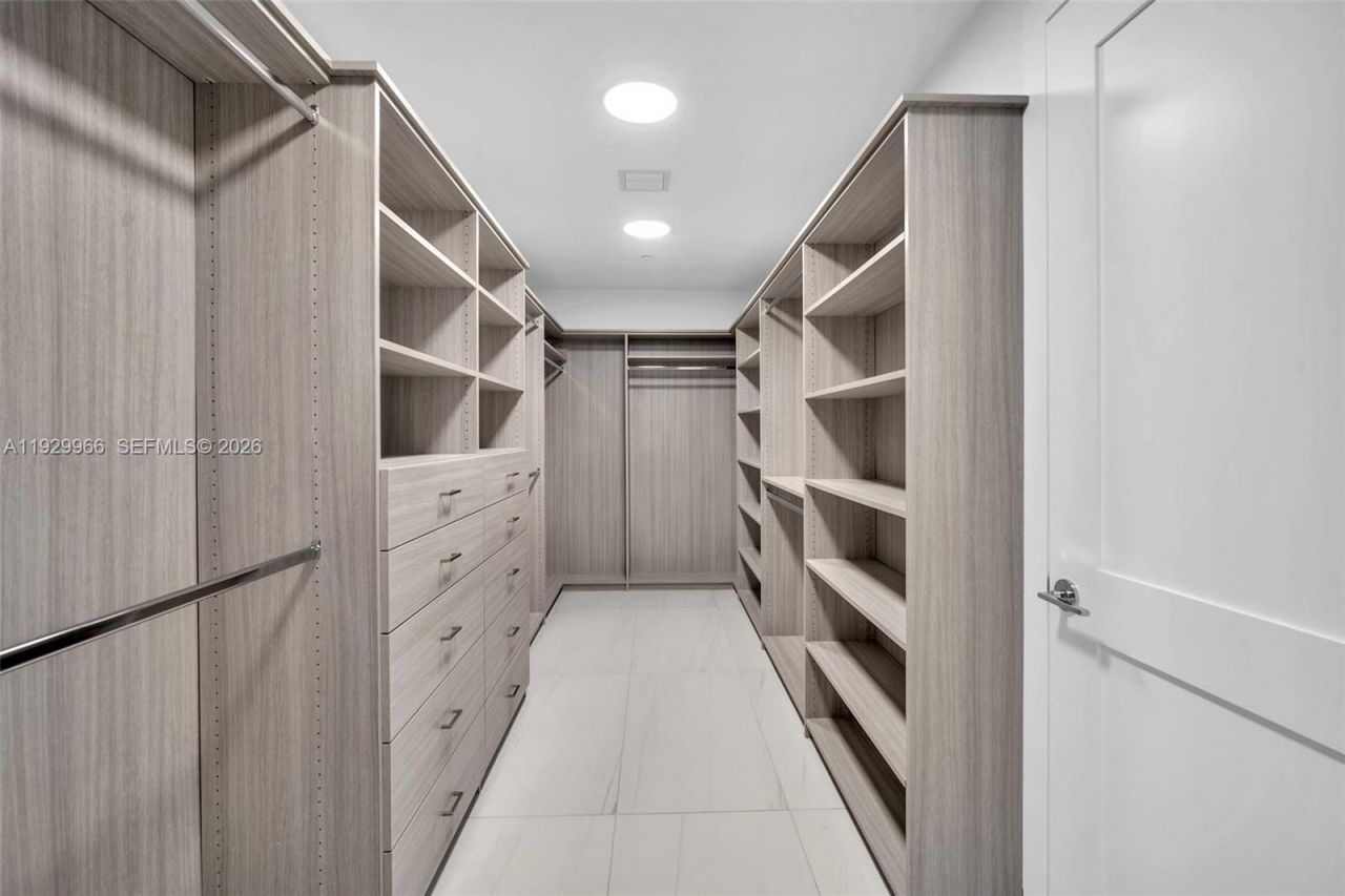 151 N Seabreeze Blvd, Unit 702, Fort Lauderdale, FL 33304 Photo