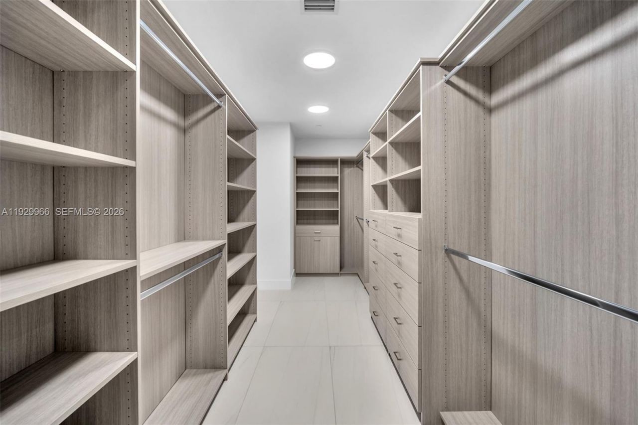 151 N Seabreeze Blvd, Unit 702, Fort Lauderdale, FL 33304 Photo