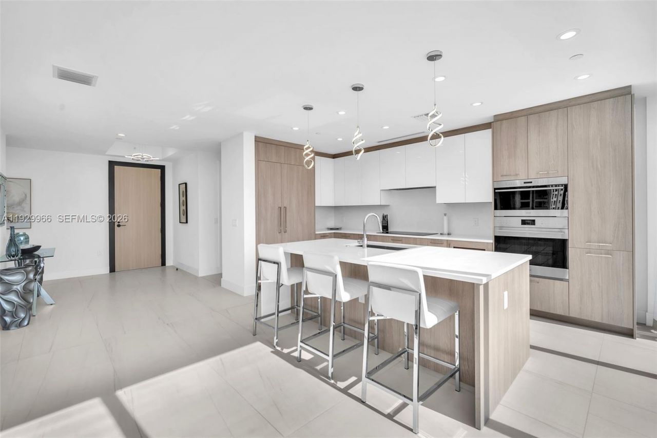 151 N Seabreeze Blvd, Unit 702, Fort Lauderdale, FL 33304 Photo