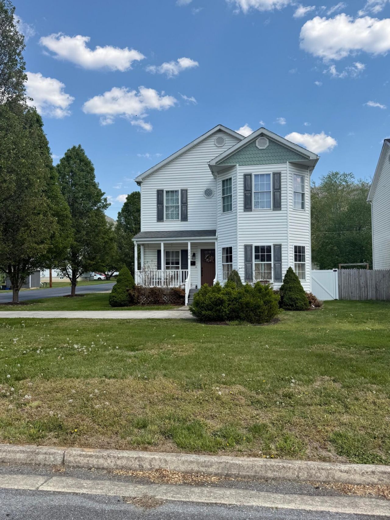 1796 Forest Ave, Buena Vista, VA 24416