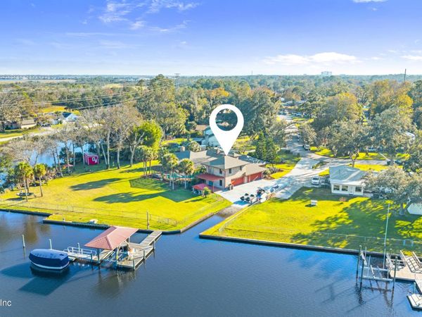 2303 SHIPWRECK Drive, Jacksonville, FL 32224