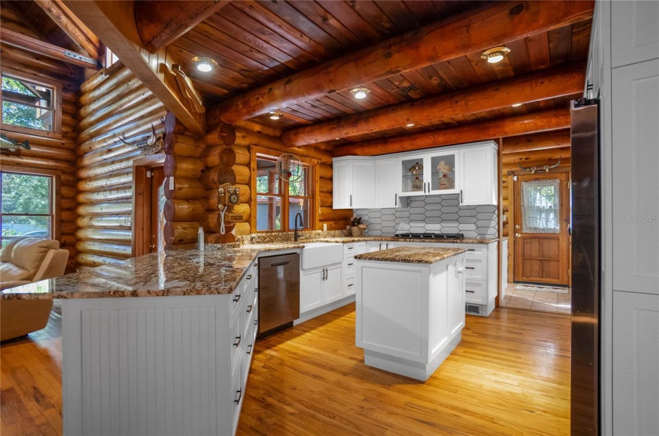 8199 W Pinoak Court, Homosassa, FL 34448 Photo