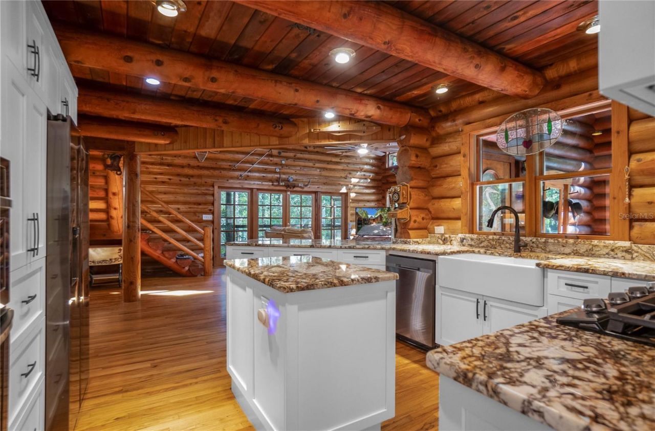 8199 W Pinoak Court, Homosassa, FL 34448 Photo