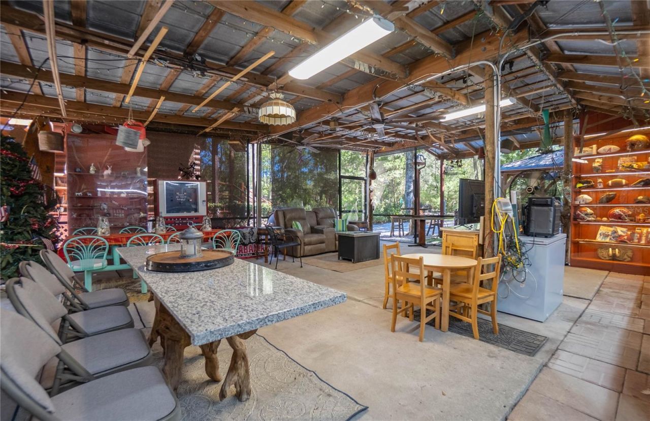 8199 W Pinoak Court, Homosassa, FL 34448 Photo