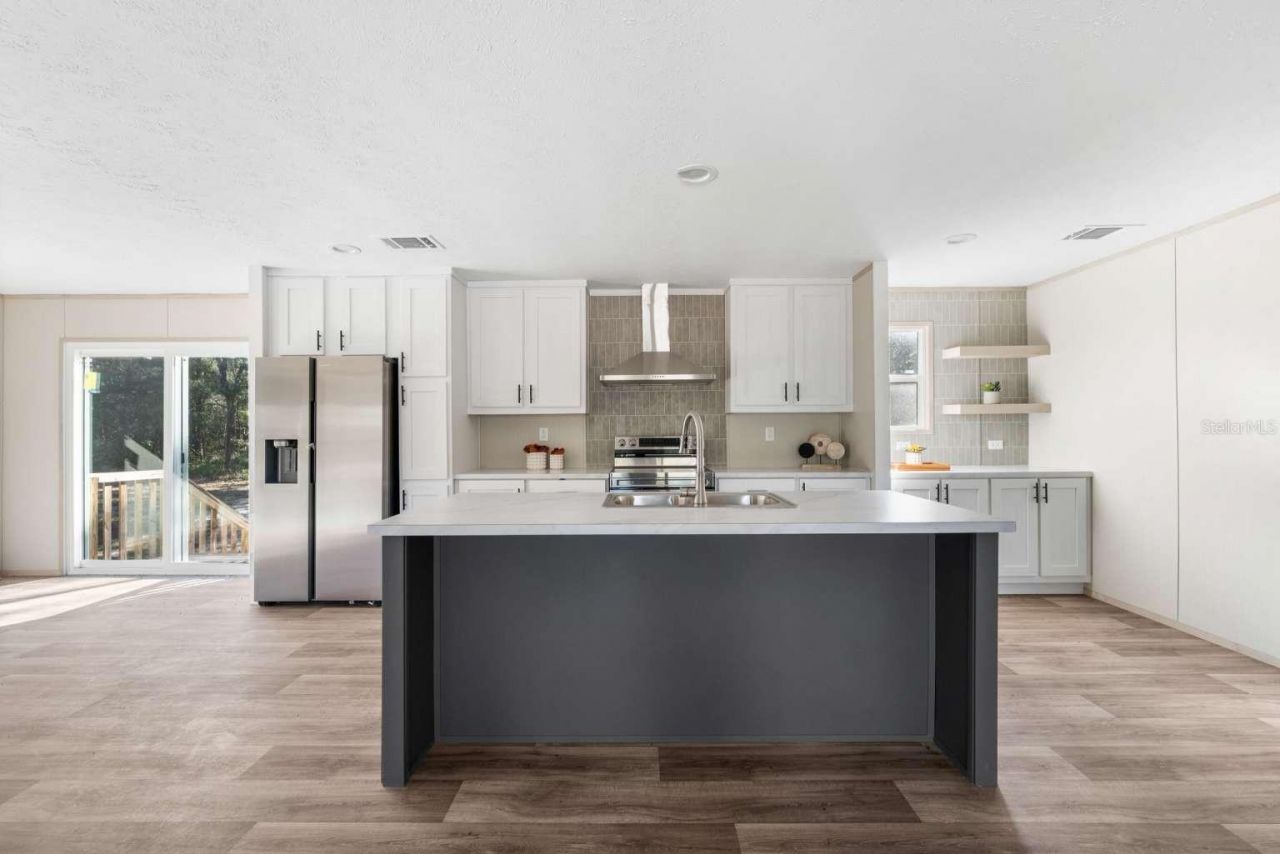 528 NE 389 Avenue, Old Town, FL 32680 Photo