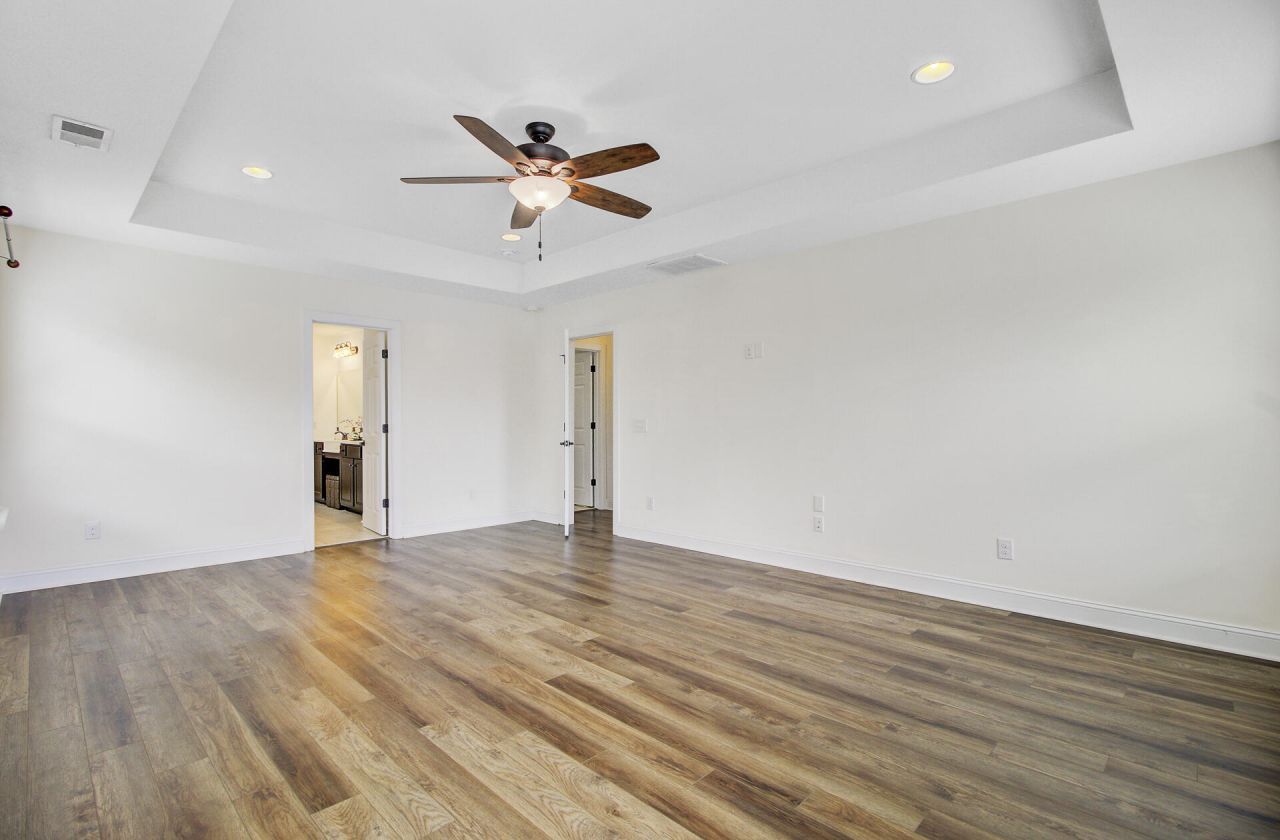 746 Goodlet Circle Photo 35