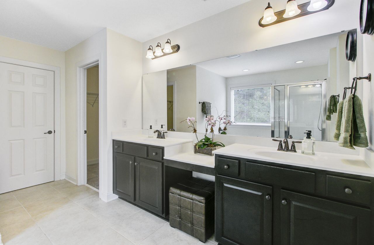 746 Goodlet Circle Photo 36