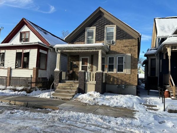 1425 N 24th PLACE, Milwaukee, WI 53205