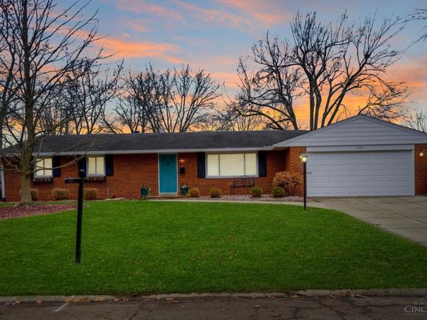 2324 Belloak Drive, Kettering, OH 45440