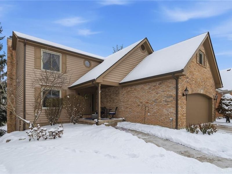 7128 Hartcrest Lane, Dayton, OH 45459 Photo 2