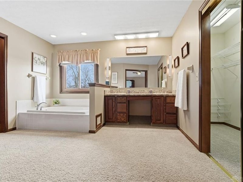 7128 Hartcrest Lane, Dayton, OH 45459 Photo 22