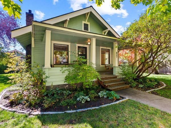 827 NW Delaware Avenue, Bend, OR 97703