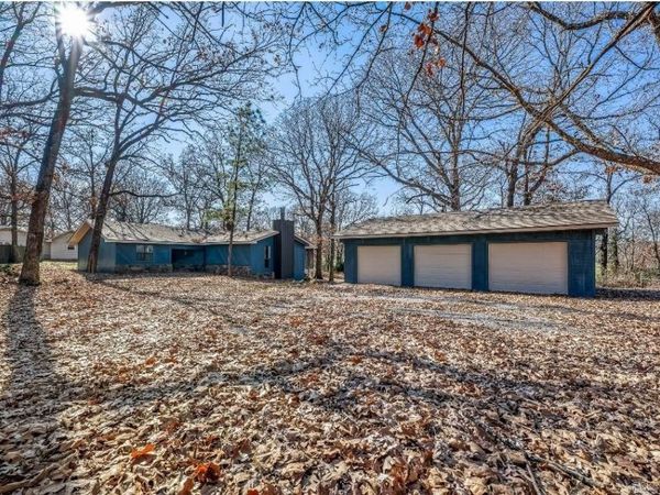 261 Park Circle, Decatur, AR 72722