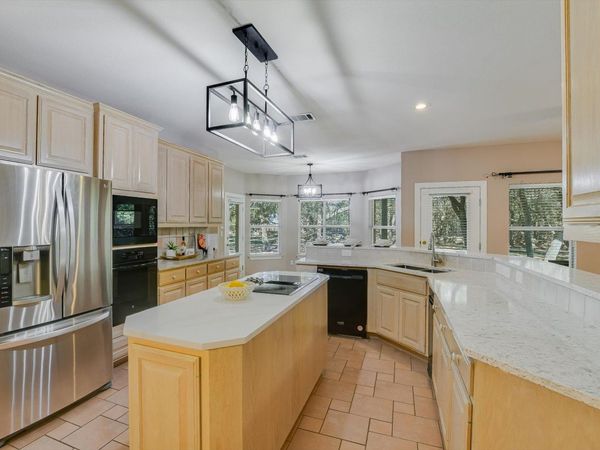 30320 La Quinta DR, Georgetown, TX 78628