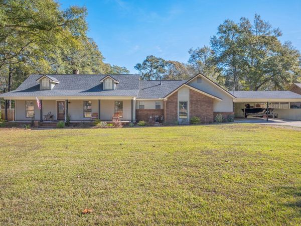 6039 Blueberry Lane, Crestview, FL 32536