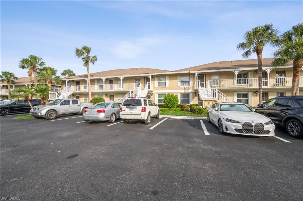 1325 Mainsail Dr, Unit 1213, Naples, FL 34114 Photo
