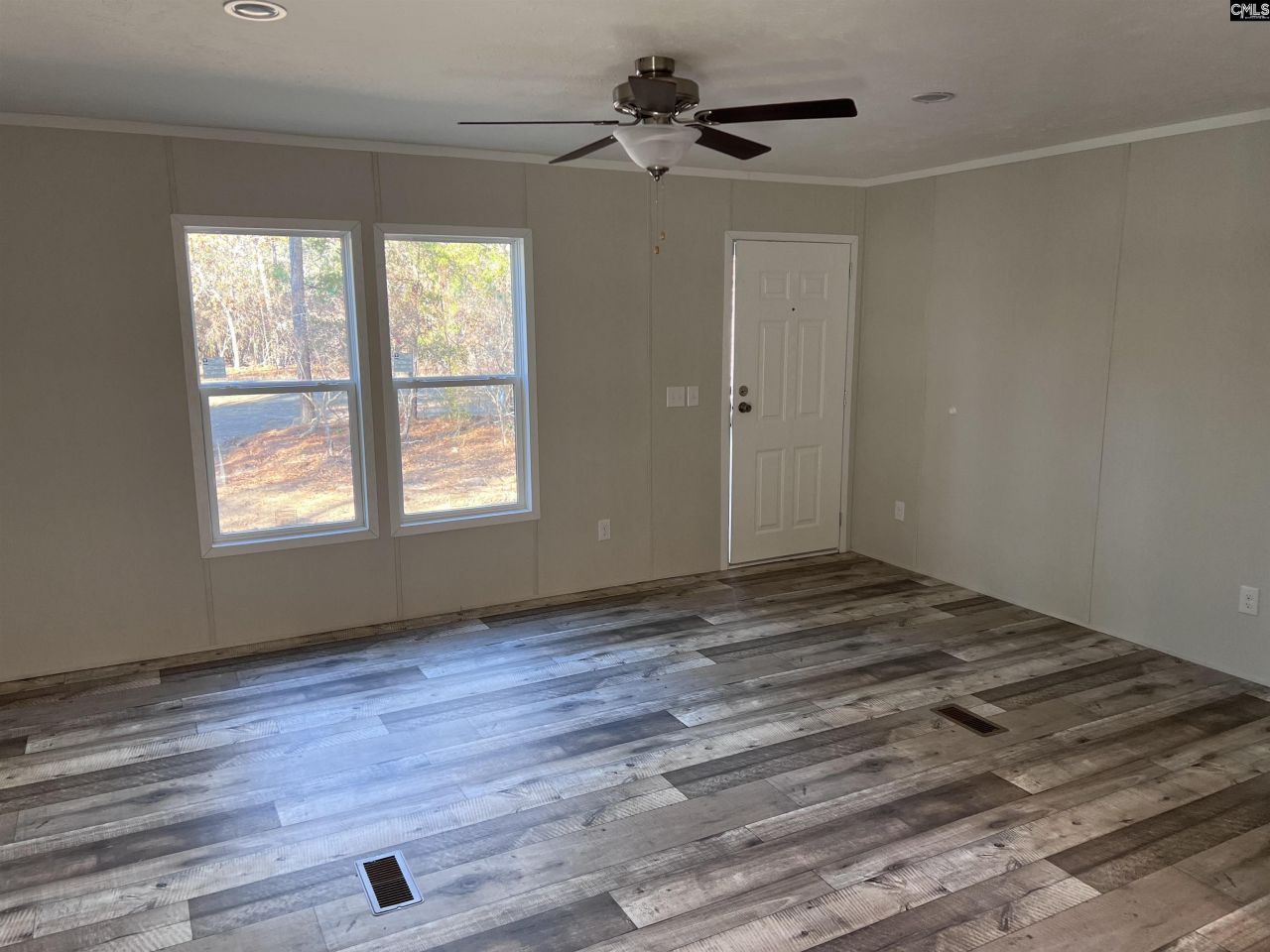 779 Thor Road Photo 7