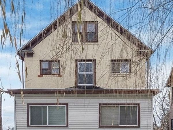 404 N Bentley Avenue, Niles, OH 44446