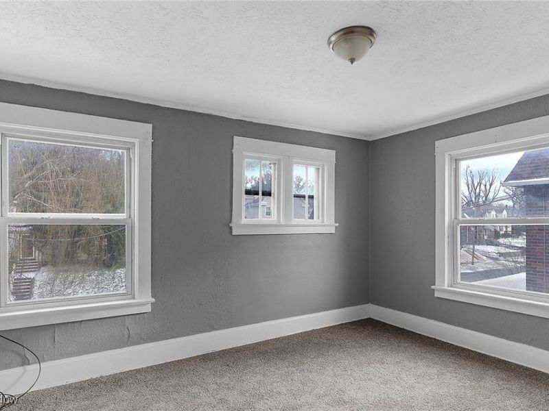 404 N Bentley Avenue, Niles, OH 44446 Photo 10