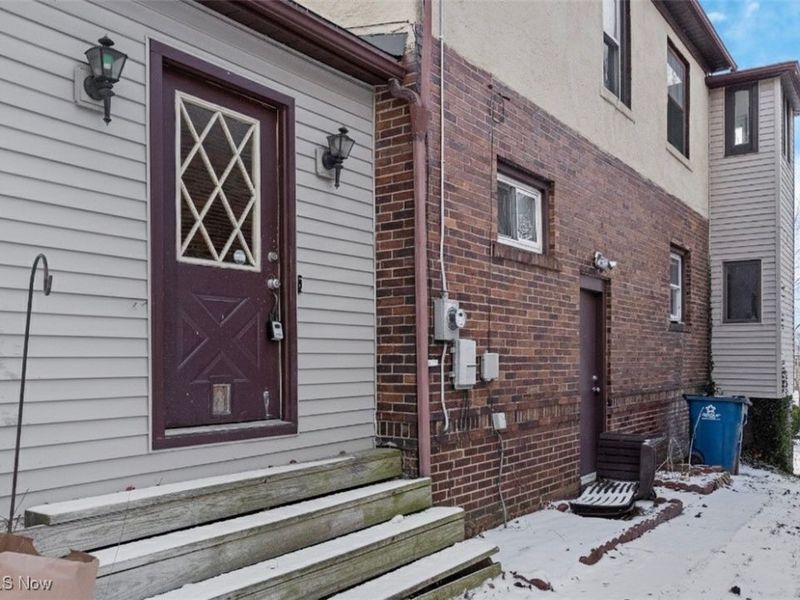 404 N Bentley Avenue, Niles, OH 44446 Photo 2