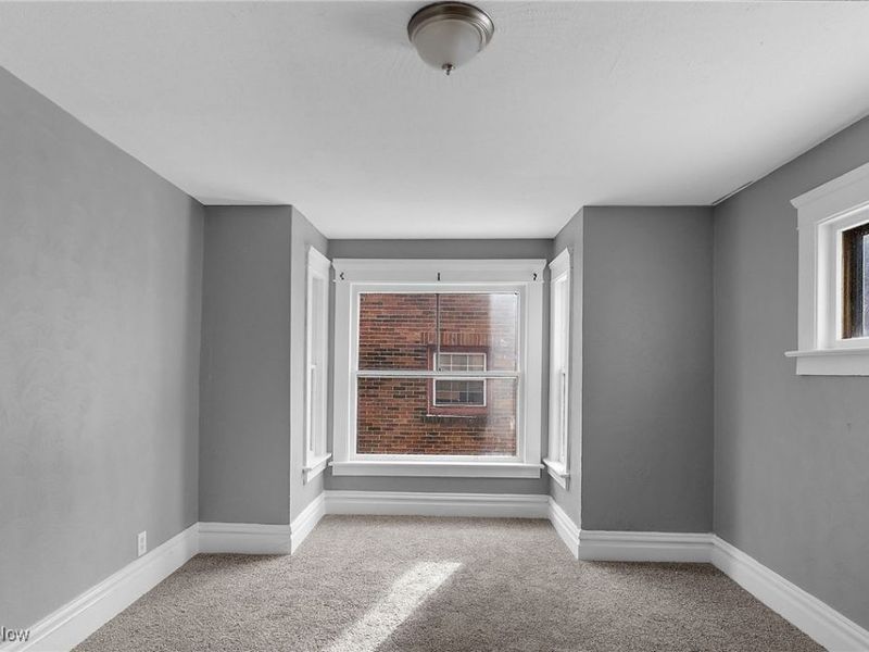 404 N Bentley Avenue, Niles, OH 44446 Photo 9