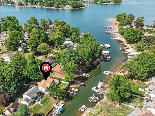 21200 Rio Oro Drive, Cornelius, NC 28031