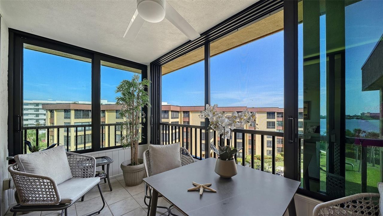 8779 Midnight Pass Road, Unit 502H, Sarasota, FL 34242 Photo