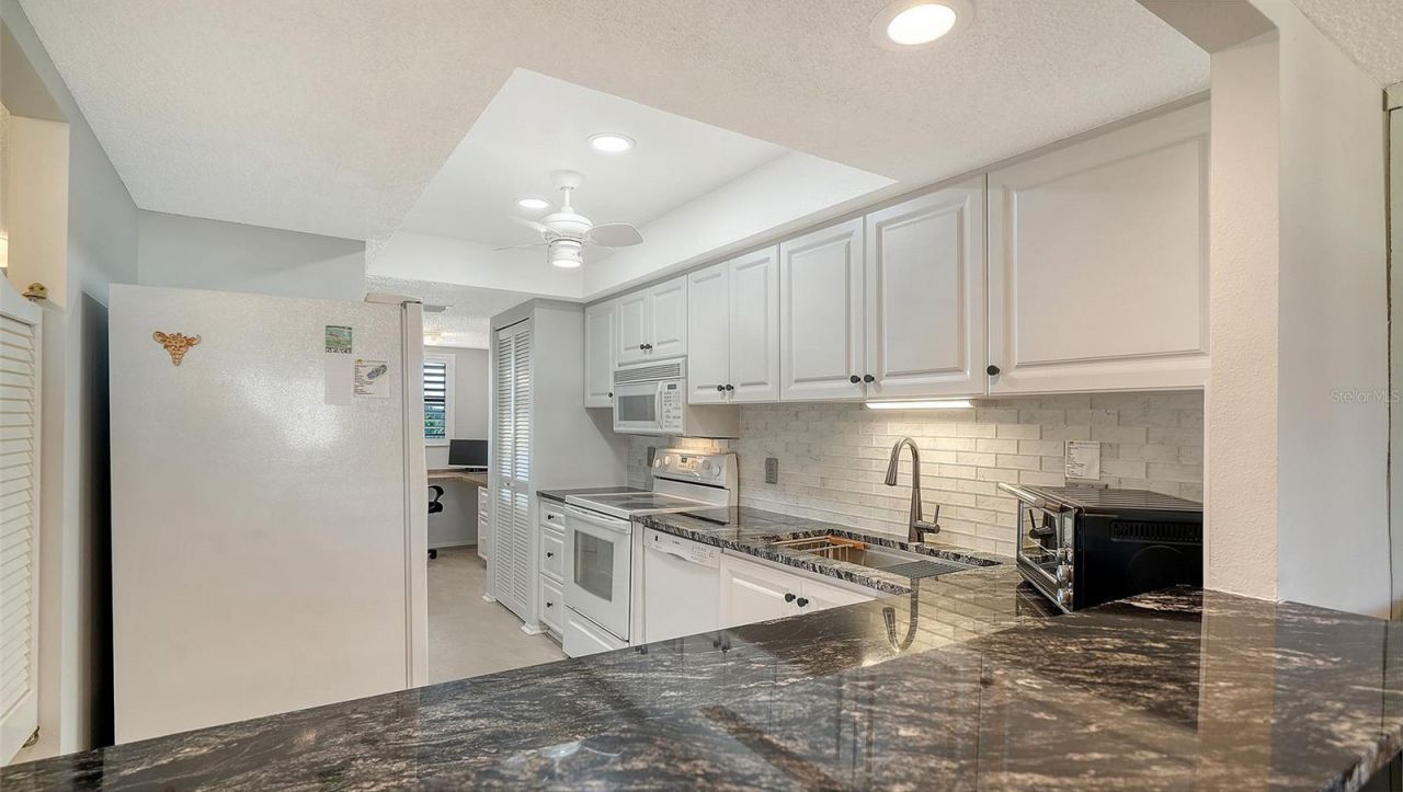 8779 Midnight Pass Road, Unit 502H, Sarasota, FL 34242 Photo