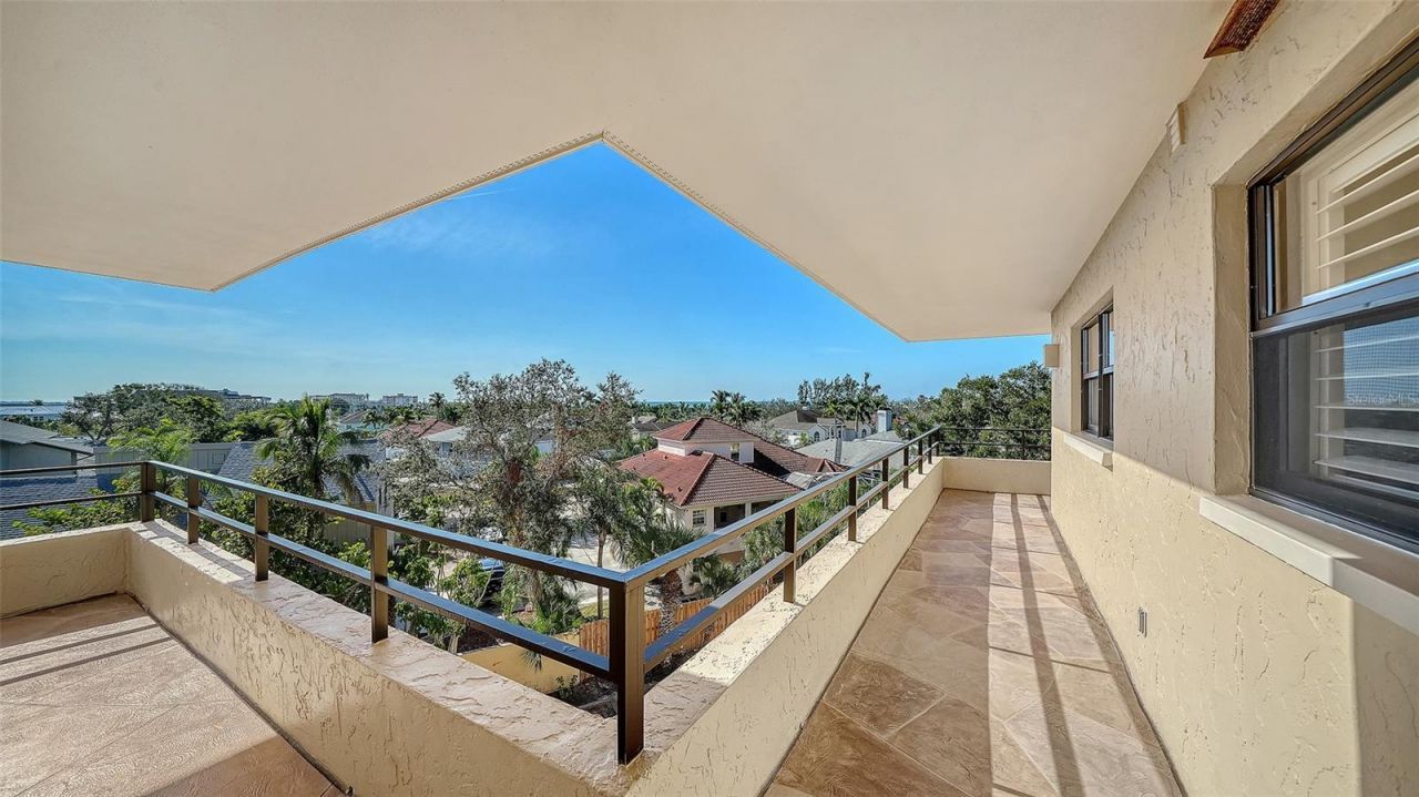 8779 Midnight Pass Road, Unit 502H, Sarasota, FL 34242 Photo