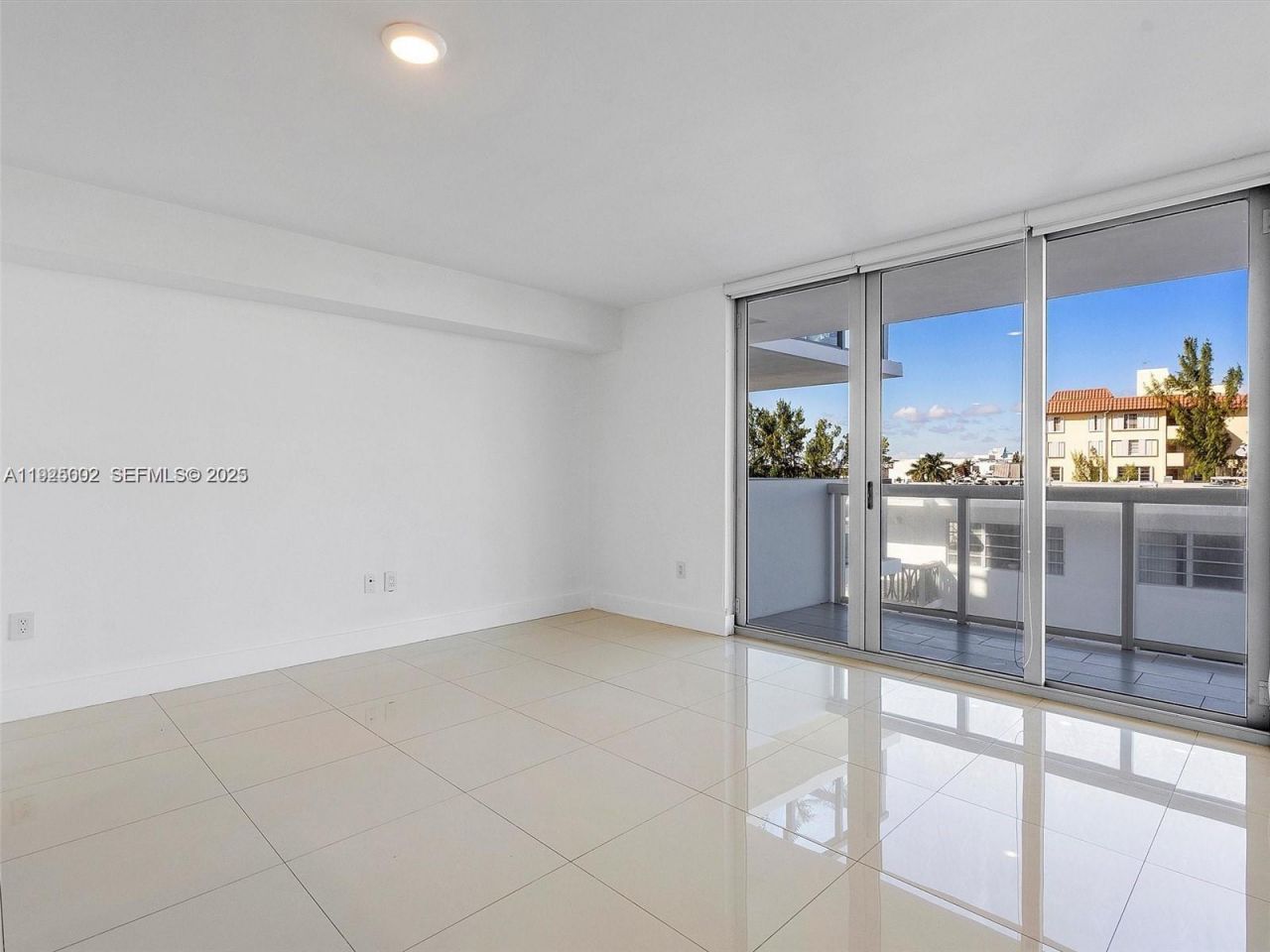 9261 E Bay Harbor Dr, Unit 501, Bay Harbor Islands, FL 33154 Photo