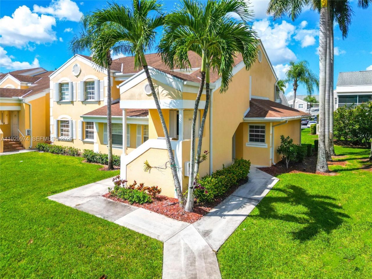 2221 SE 27th Dr, Unit 106-B, Homestead, FL 33035 Photo