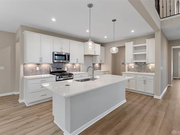 86 Ed Knoll Bend, Springboro, OH 45066