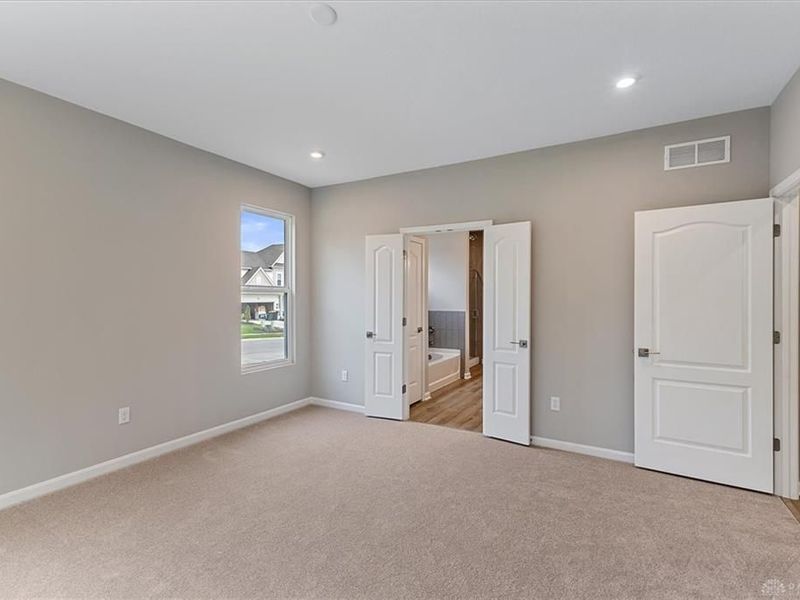 86 Ed Knoll Bend, Springboro, OH 45066 Photo 12