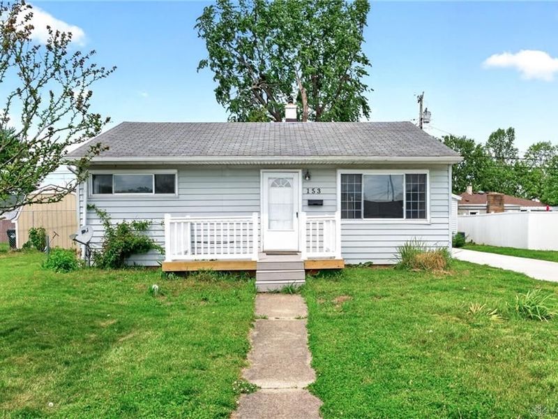 153 N Diana Lane, Fairborn, OH 45324 Photo 1