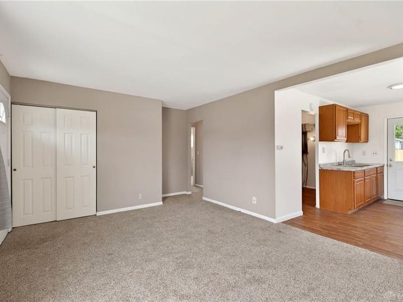 153 N Diana Lane, Fairborn, OH 45324 Photo 10