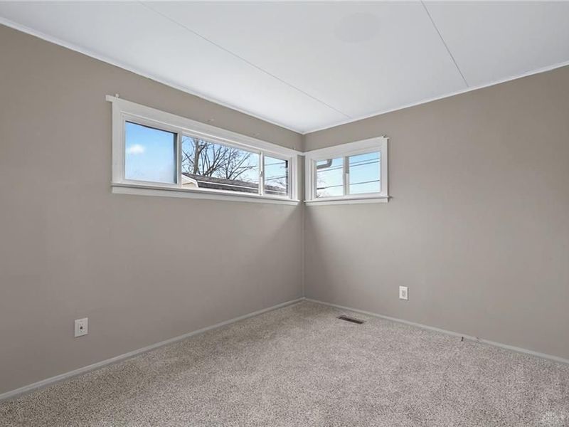 153 N Diana Lane, Fairborn, OH 45324 Photo 12