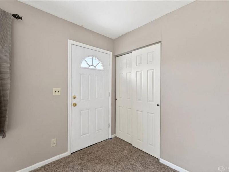 153 N Diana Lane, Fairborn, OH 45324 Photo 6