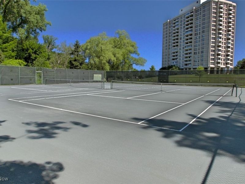 1 Bratenahl Place, Unit 604, Bratenahl, OH 44108 Photo 13