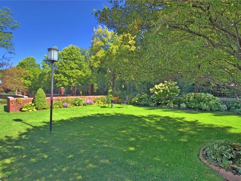 1 Bratenahl Place, Unit 604, Bratenahl, OH 44108 Photo 15