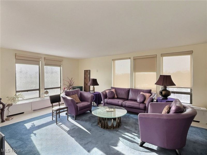 1 Bratenahl Place, Unit 604, Bratenahl, OH 44108 Photo 4