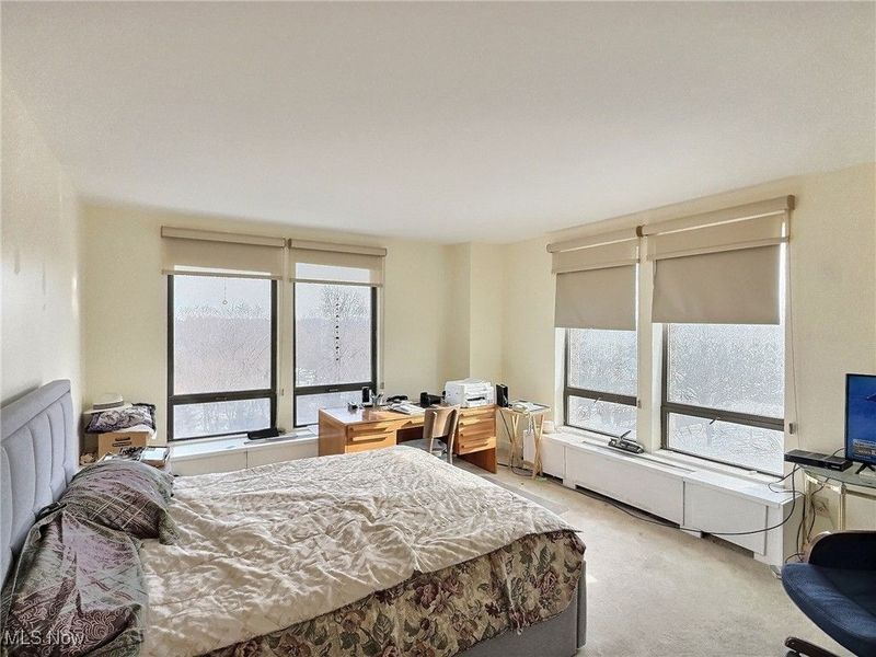 1 Bratenahl Place, Unit 604, Bratenahl, OH 44108 Photo 6