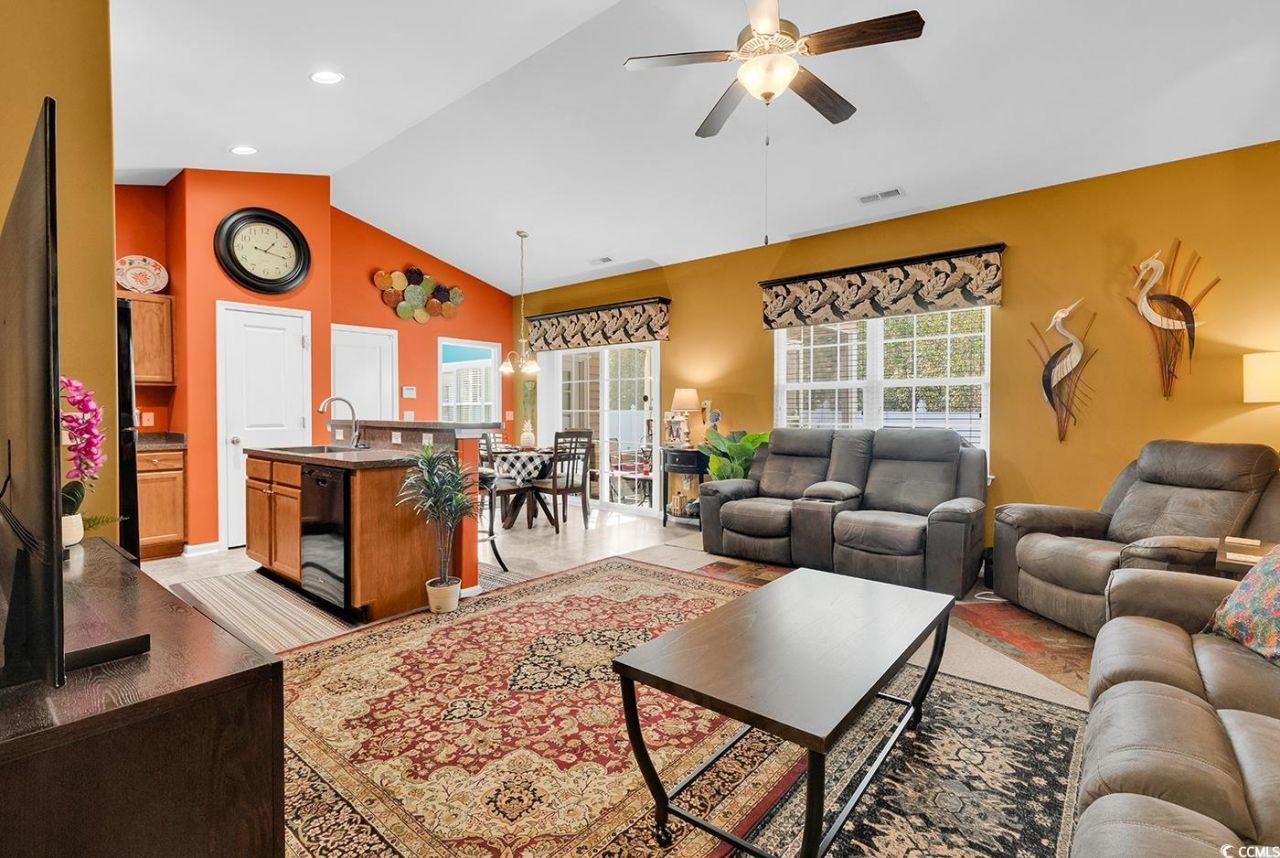 260 Oak Crest Circle Photo 4