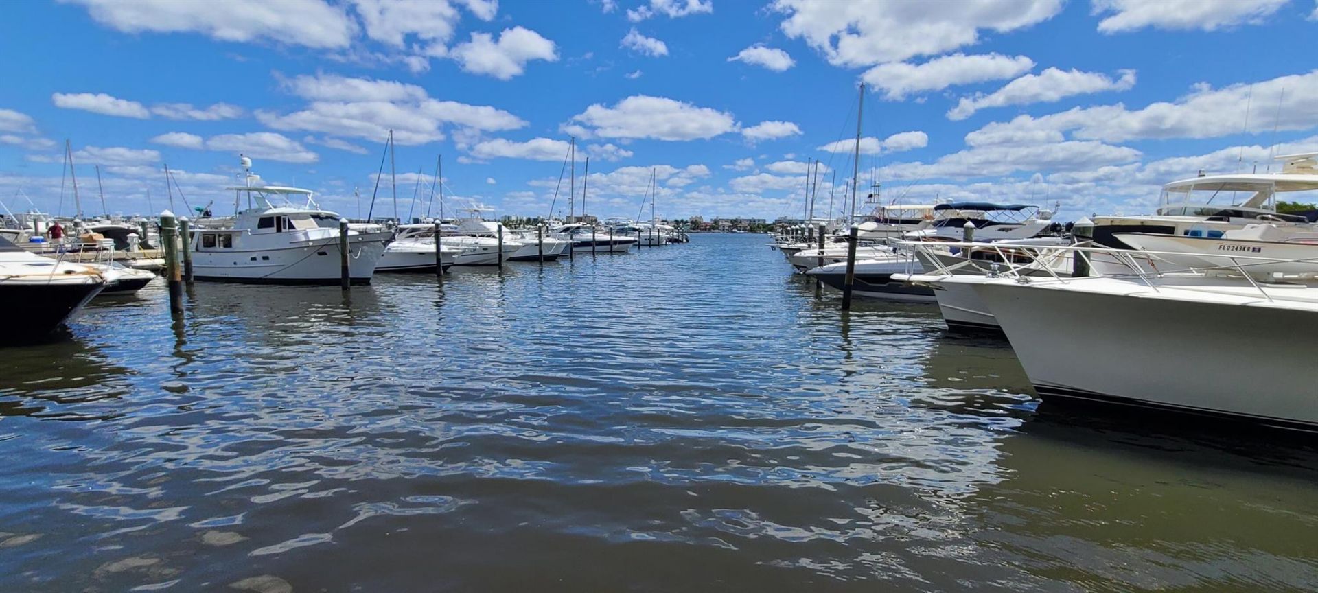 802 W Windward Way, Unit 206, Lantana, FL 33462 Photo