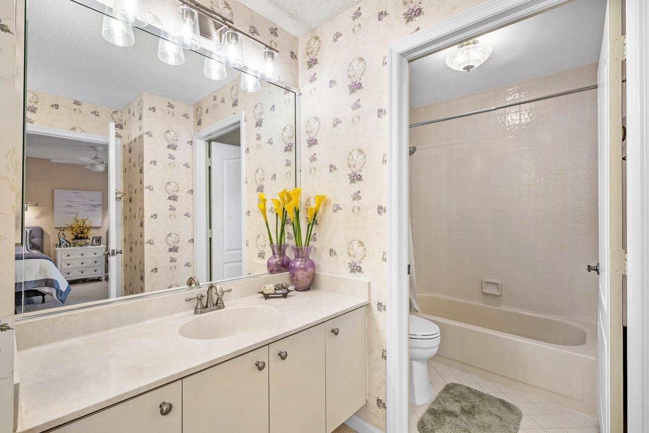 7155 Via Palomar, Boca Raton, FL 33433 Photo