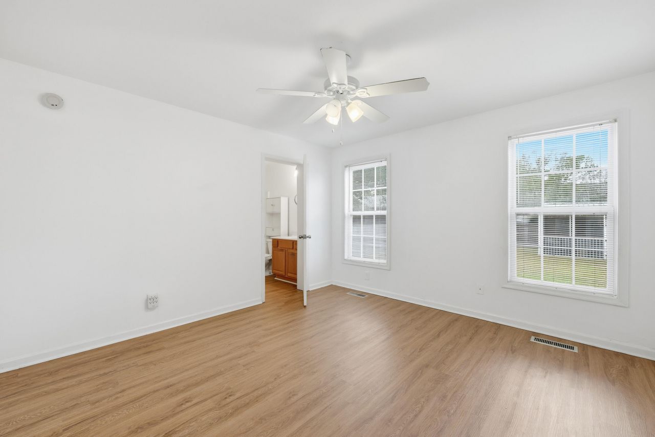 2590 Otranto Road Photo 23